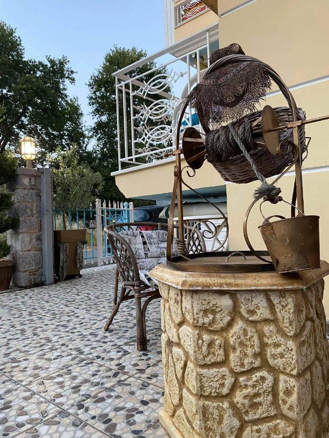 Royal'S Studios Loutra Edipsou  Dış mekan fotoğraf